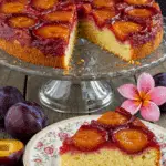 gâteau renversé aux prunes caramélisées dessert traditionnel automne