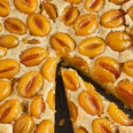 Tarte rustique mirabelles Lorraine authentique sur papier cuisson