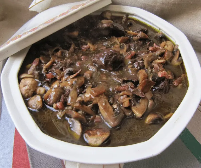 Ragoût de Boeuf à la Mode de Bourgogne