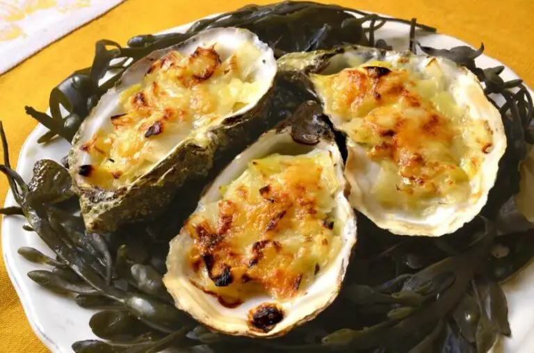 Huîtres Chaudes Gratinées à la Fondue de Poireau