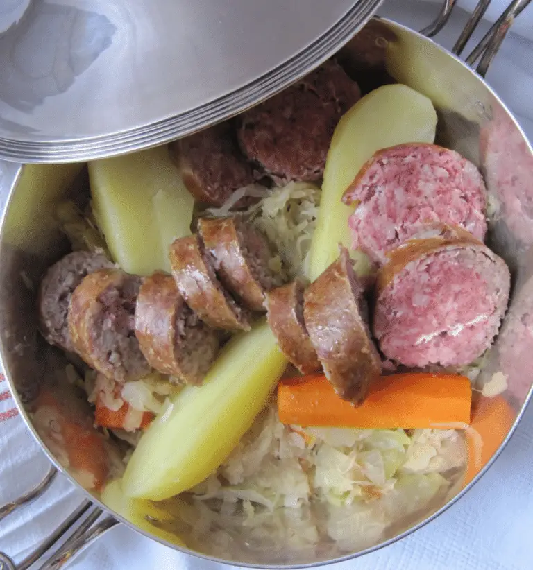 Choucroute Garnie à la Morteau et Montbéliard