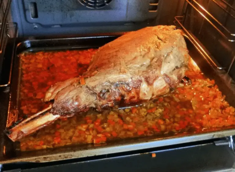 Cuissot de Sanglier Rôti au Four
