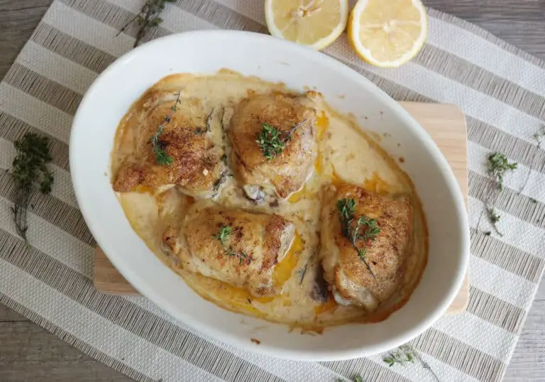 Poulet rôti au thym, ail et citron