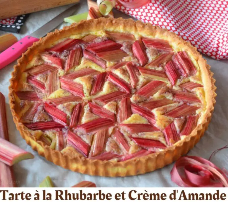 La Tarte Envoûtante à la Rhubarbe et Crème d’Amande : Un Voyage Culinaire