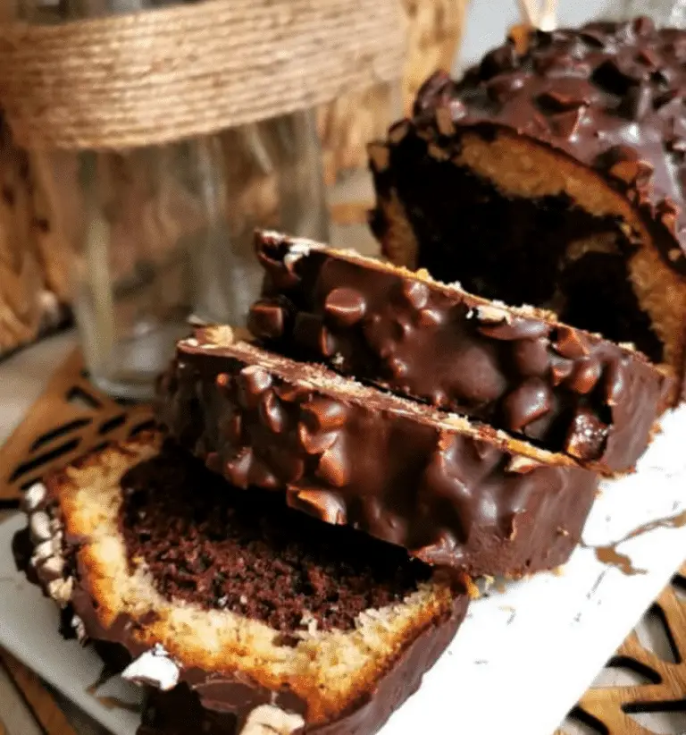 Gâteau Marbré au Yaourt avec Glaçage Rocher : Une Symphonie de Saveurs