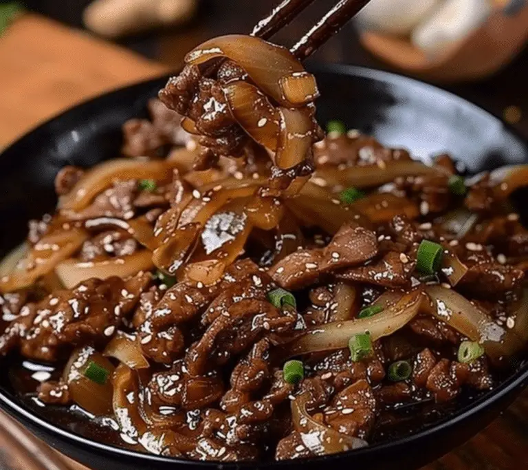 Bœuf Sauté aux Oignons : Une Recette Savoureuse et Facile à Préparer