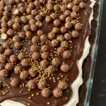 Dessert Crunchoko maison multicouche