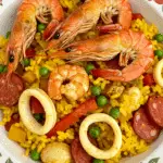 Riz façon paëlla authentique aux fruits de mer et chorizo
