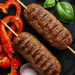Keftas de bœuf authentiques brochettes épices orientales traditionnelles