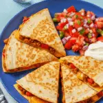 Quesadillas veggie haché végétal cheddar crema dorées végétariennes