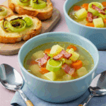 Soupe paysanne lardons fumés rustique française légumes racines