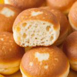 Beignets moelleux yaourt dorés croustillants sucre glace goûter