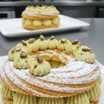 Paris-Brest mousse pistache pâte choux dorée crème verte