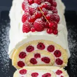Bûche mascarpone-framboise sans cuisson spirale crème fruits rouges