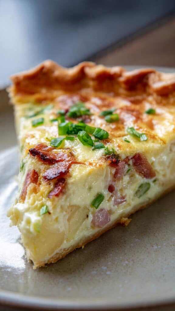 Quiche pommes de terre lardons oignons verts ultra fondante généreuse