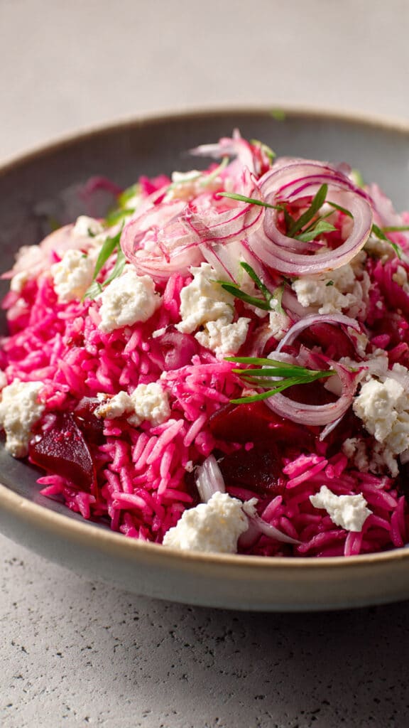 Riz basmati betterave feta oignon rouge rose-violet spectaculaire coloré